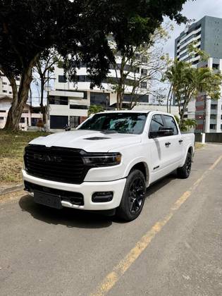 RAM 1500 3.0 HURRICANE 6 BITURBO GASOLINA LARAMIE NIGHT EDITION CD 4X4 AUTOMÁTICO